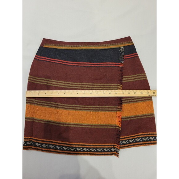 NWT Faux Wrap Mini Skirt Size 8P Wool Blend Southwestern Aztec Ann Taylor Loft - Picture 4 of 9